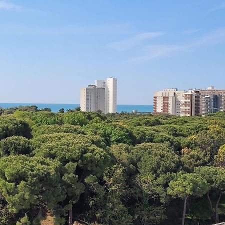 Rosato Double Sea View Apartment Lignano Sabbiadoro Dış mekan fotoğraf